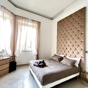 Nocleg ze śniadaniem Aristocasa Luxury, Palermo